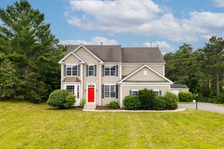 460 Raymond Rd, Plymouth, MA 02360