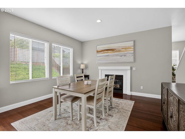 17625 Sw DODSON Dr, Sherwood, OR 97140