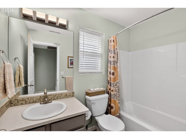 17625 Sw DODSON Dr, Sherwood, OR 97140