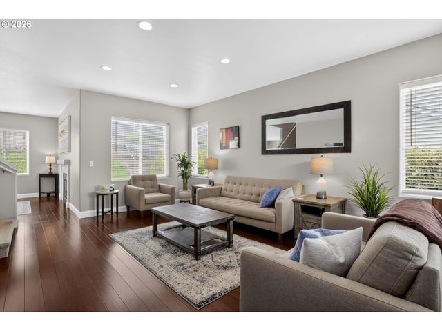 17625 Sw DODSON Dr, Sherwood, OR 97140