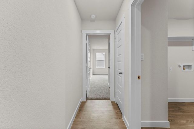 426 Kolbo Crossing CV, Lockhart, TX 78644