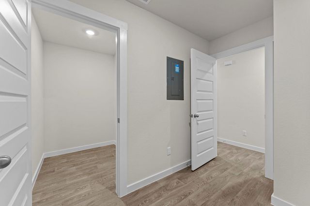 426 Kolbo Crossing CV, Lockhart, TX 78644
