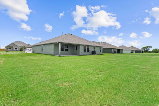 426 Kolbo Crossing CV, Lockhart, TX 78644