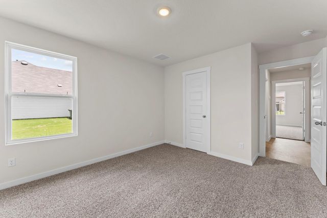 426 Kolbo Crossing CV, Lockhart, TX 78644