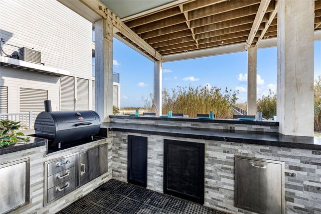 17215 Termini San Luis Pass Road, Galveston, TX 77554