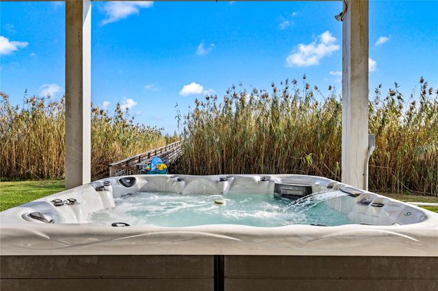 17215 Termini San Luis Pass Road, Galveston, TX 77554