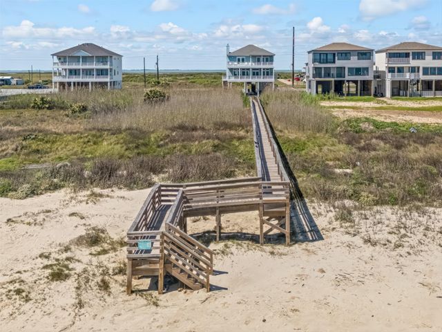 17215 Termini San Luis Pass Road, Galveston, TX 77554