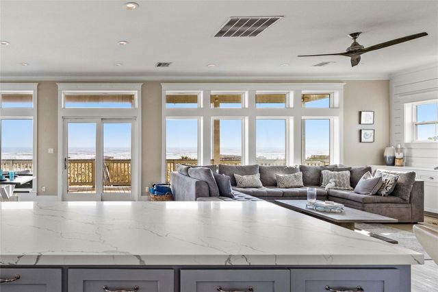 17215 Termini San Luis Pass Road, Galveston, TX 77554