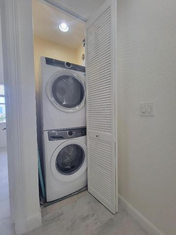 750 Millbrae Court 5, West Palm Beach, FL 33401