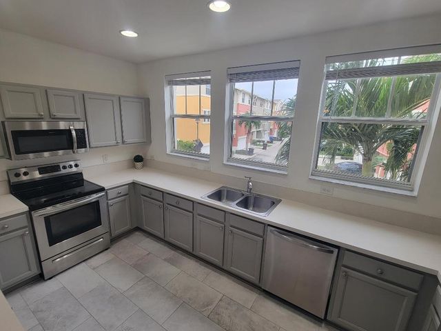 750 Millbrae Court 5, West Palm Beach, FL 33401