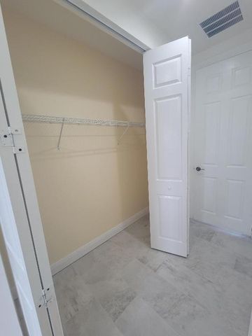 750 Millbrae Court 5, West Palm Beach, FL 33401