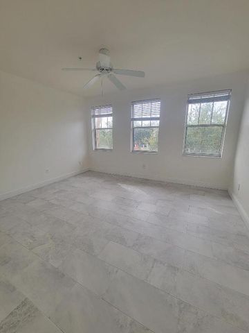 750 Millbrae Court 5, West Palm Beach, FL 33401