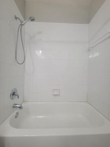 750 Millbrae Court 5, West Palm Beach, FL 33401