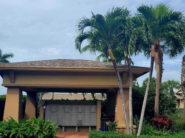 750 Millbrae Court 5, West Palm Beach, FL 33401