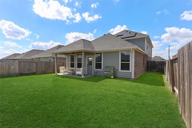 7447 French Quarter Court, Fulshear, TX 77441