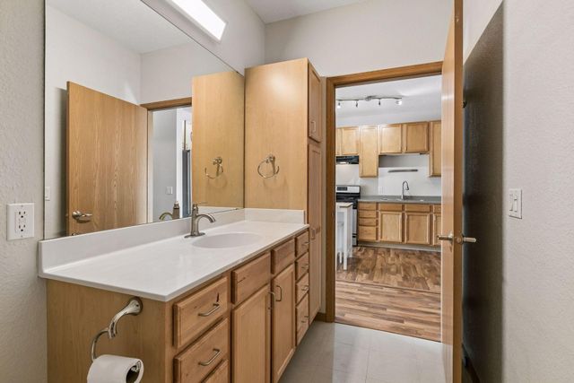 2929 21st Avenue S 306, Minneapolis, MN 55407
