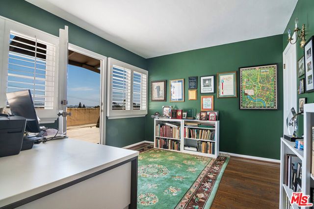 3050 Motor Avenue, Los Angeles, CA 90064