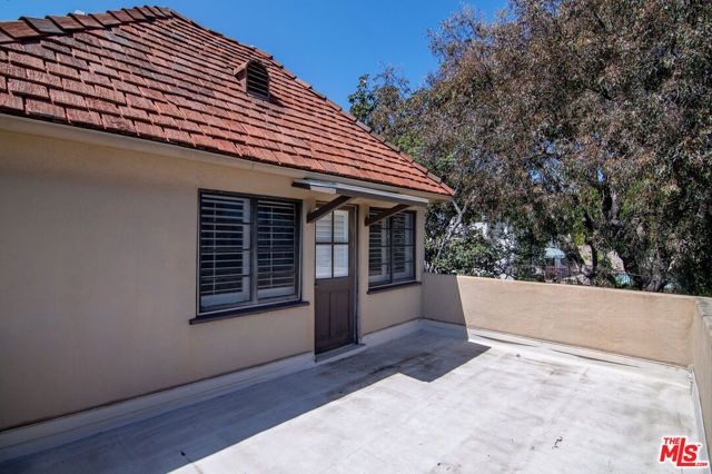 3050 Motor Avenue, Los Angeles, CA 90064