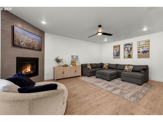 3913 Se 19TH Ave, Brush Prairie, WA 98606