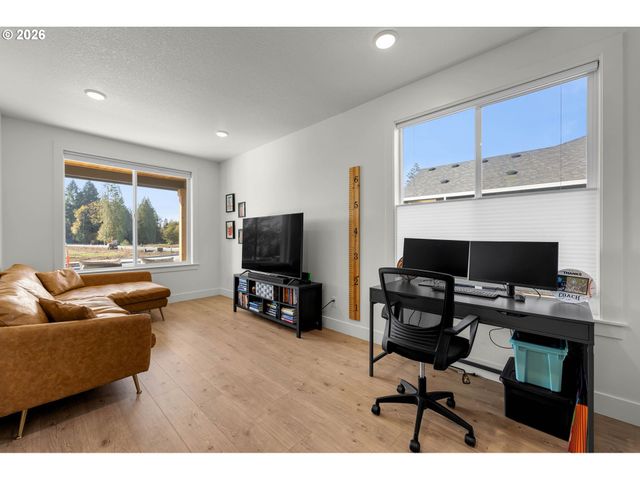 3913 Se 19TH Ave, Brush Prairie, WA 98606