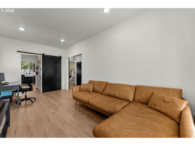 3913 Se 19TH Ave, Brush Prairie, WA 98606