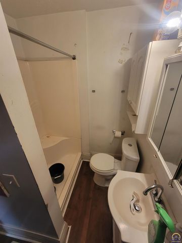 434 SW Buchanan ST, Topeka, KS 66606