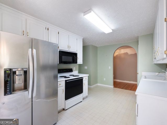 4115 Janel Lane, Loganville, GA 30052