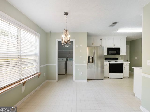 4115 Janel Lane, Loganville, GA 30052
