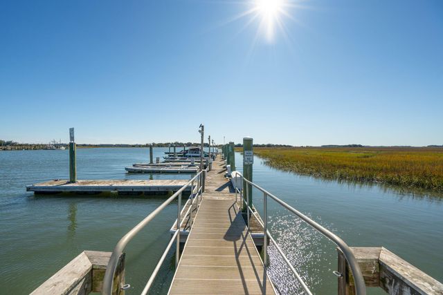 2135 Tides End Road, Charleston, SC 29412