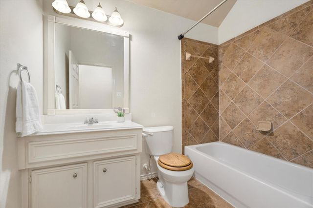 11139 Pembroke Ridge Drive, Houston, TX 77065