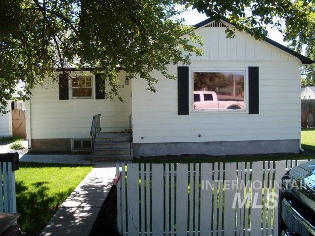 1803 S Arcadia St, Boise, ID 83705