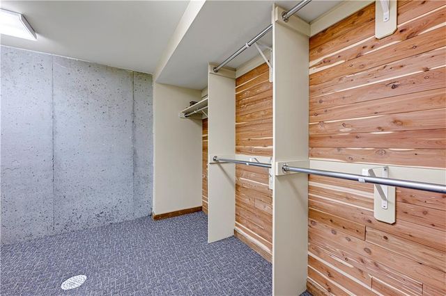 6229 W 128th Street, Leawood, KS 66209