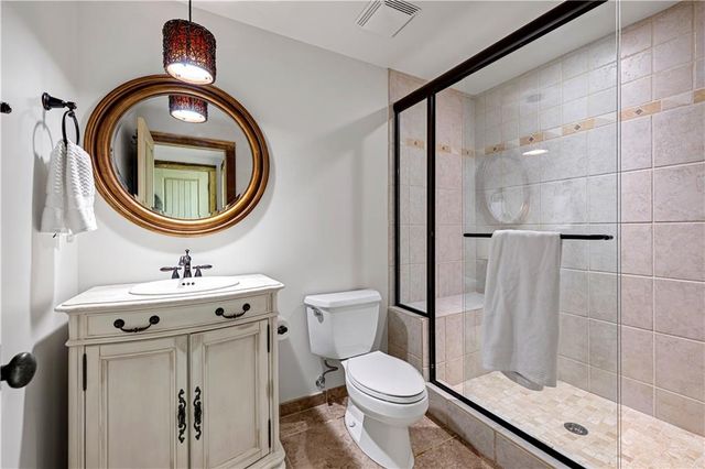 6229 W 128th Street, Leawood, KS 66209