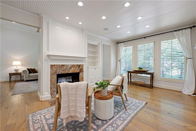 6229 W 128th Street, Leawood, KS 66209