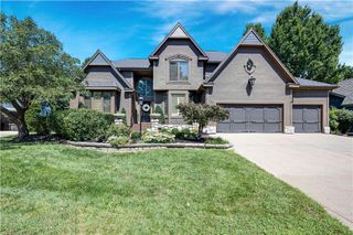 6229 W 128th Street, Leawood, KS 66209