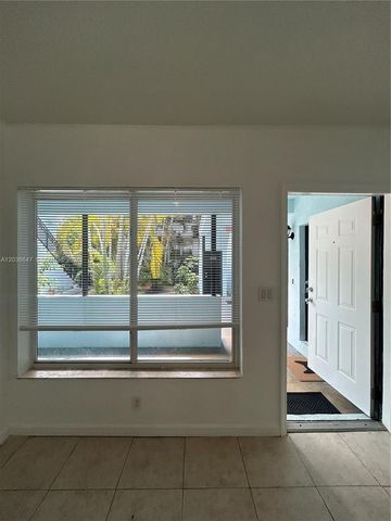 1945 Calais Dr 3, Miami Beach, FL 33141