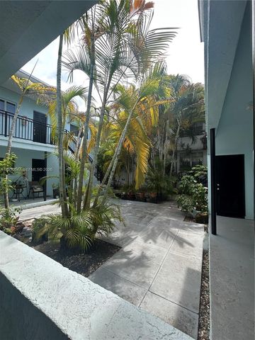 1945 Calais Dr 3, Miami Beach, FL 33141