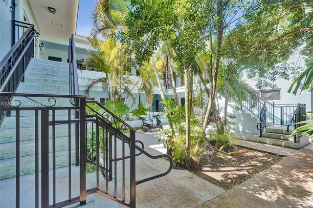 1945 Calais Dr 3, Miami Beach, FL 33141
