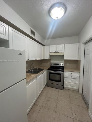 1945 Calais Dr 3, Miami Beach, FL 33141