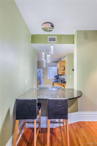 6102 Washington Boulevard 302, St Louis, MO 63112