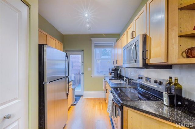 6102 Washington Boulevard 302, St Louis, MO 63112