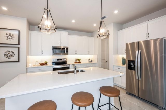 5647 SKYLIGHT WAY, Palmetto, FL 34221