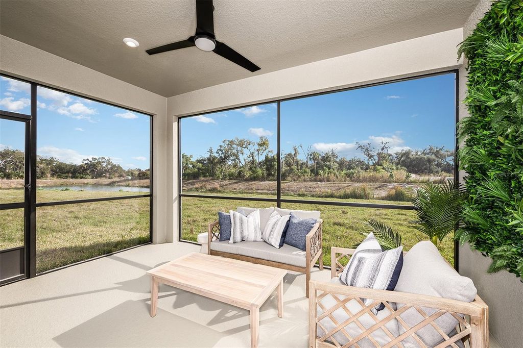 Image 22 of property listing at 5647 SKYLIGHT WAY, Palmetto, FL 34221