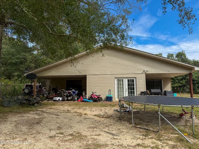 47 Deer Creek Road, Lumberton, MS 39455