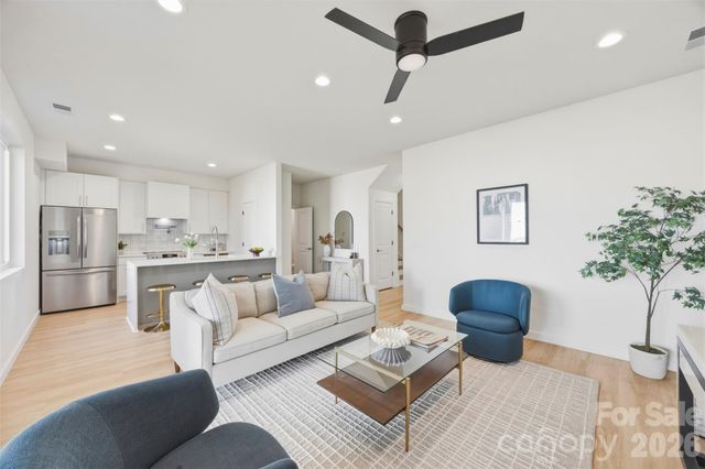 4122 Avalon Avenue, Charlotte, NC 28208