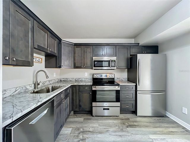 2312 S PARK AVENUE, Sanford, FL 32771
