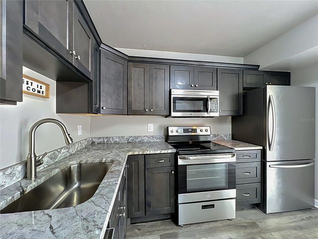 2312 S PARK AVENUE, Sanford, FL 32771