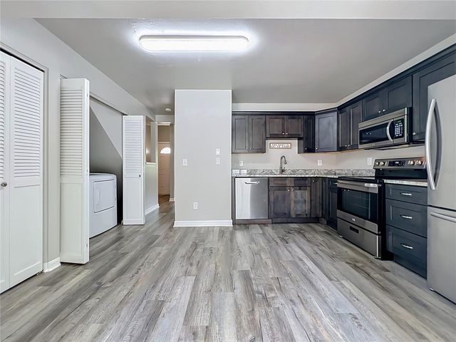 2312 S PARK AVENUE, Sanford, FL 32771
