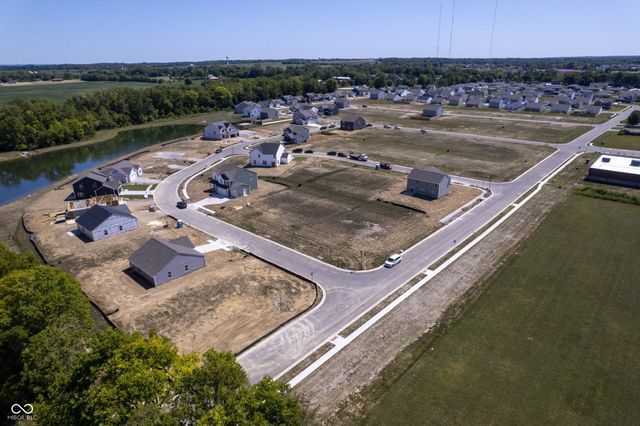 616 Lena Lane, Trafalgar, IN 46181