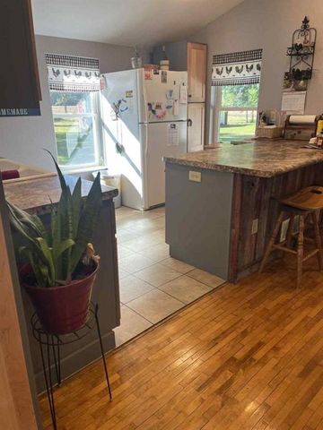 N2784 9TH AVENUE, Hancock, WI 54943